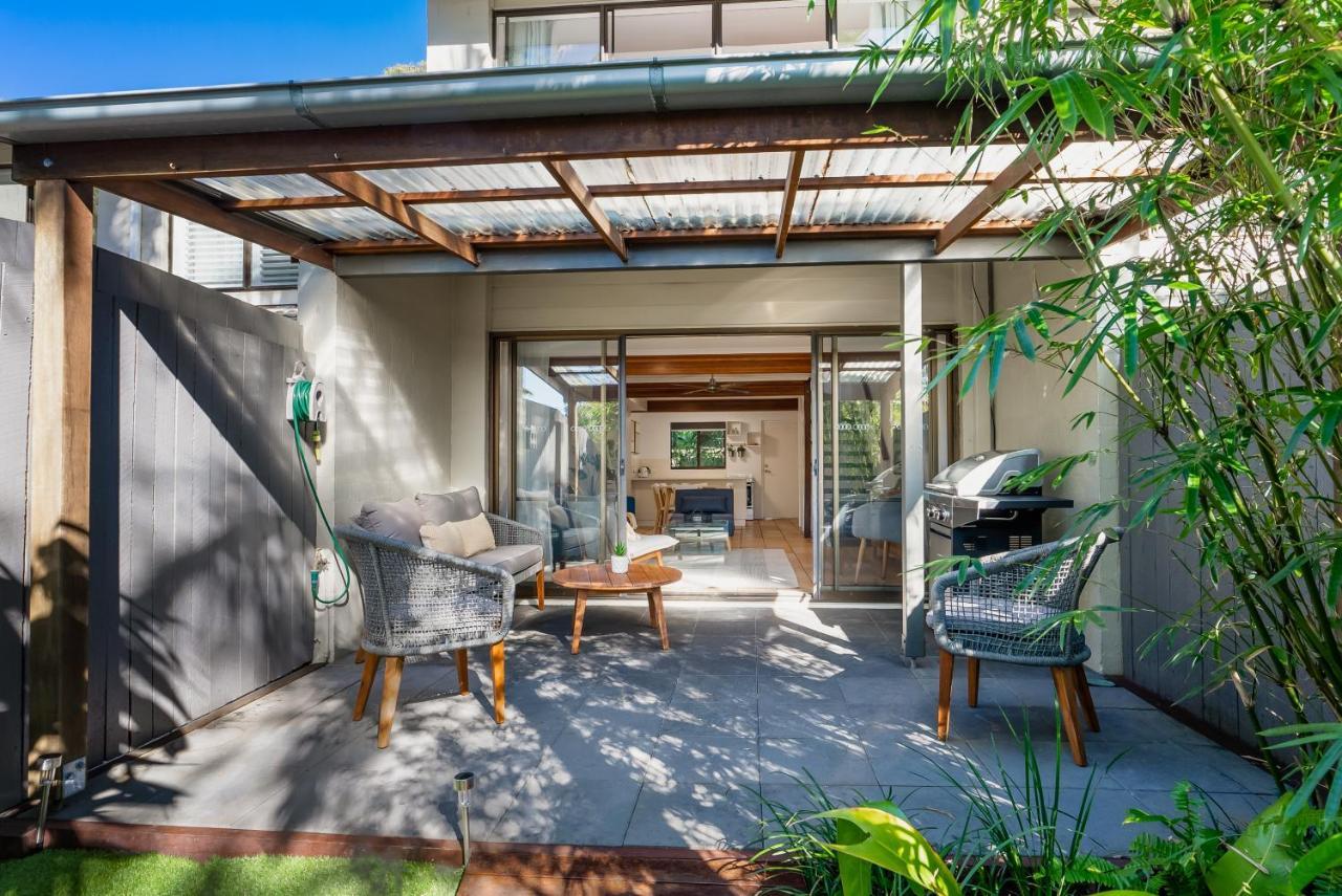Stylish Townhouse, Private Courtyard Walk To Beach Нусавил Екстериор снимка